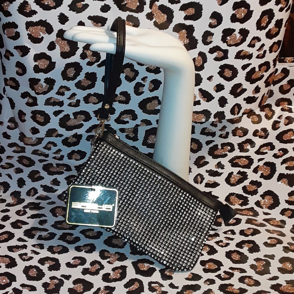 SASHA NEW YORK BLACK AND SILVER WRISTLET